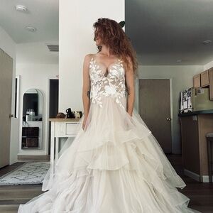 Elegant White Floral Wedding Gown